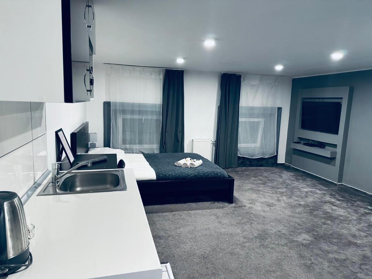 Deluxe Minimal Apartments Budapest Exterior photo