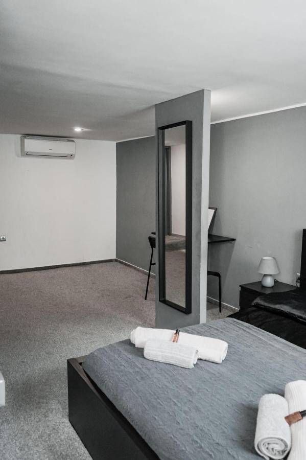 Deluxe Minimal Apartments Budapest Exterior photo